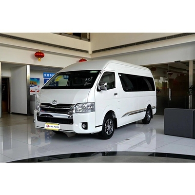 Volante multifunción de 13 asientos de pequeños autobuses para el Mini Coach de Toyota Haishi en 2024
