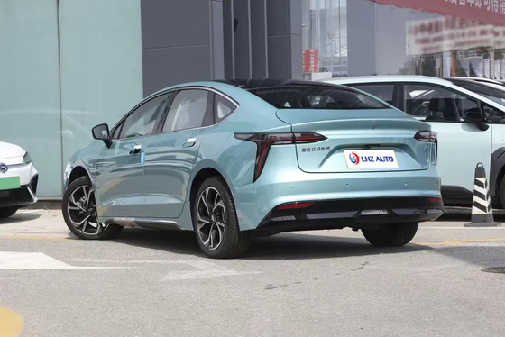 Vehículos 100% de combustible eléctrico con batería de litio y altas ventas en 2024