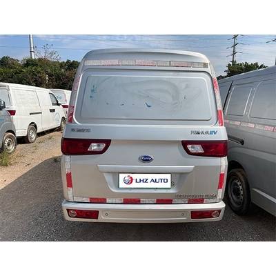 Vans energéticos de segunda mano asequibles con volante multifunción y 2 asientos