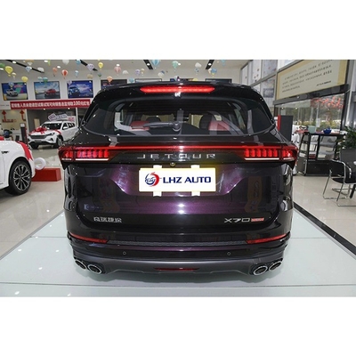 El SUV de Chery Jetour X70 en 2024 con calefacción eléctrica ajustable y espejos plegables