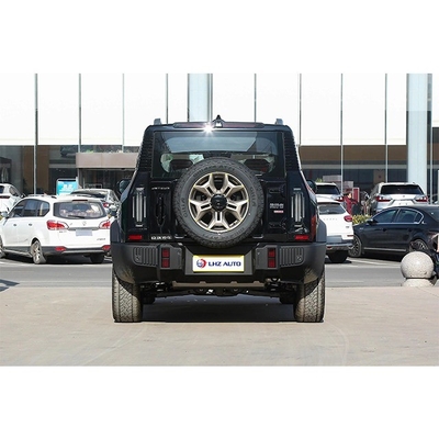 Compacto 2.0T Red JETOUR T1 de cinco puertas y cinco asientos con tracción en todas las ruedas Vehículo de carretera