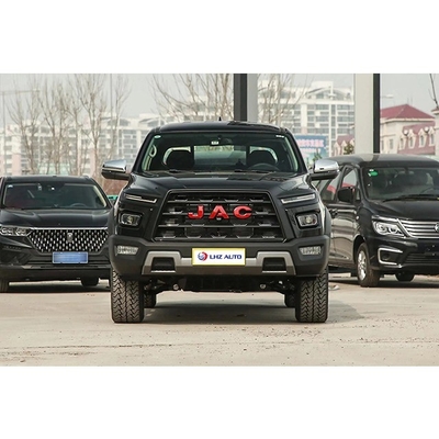 JAC T9 La camioneta de gasolina 4WD con 6 bolsas de aire y un par máximo de 300-400Nm en 2024