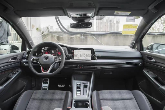 Eficiencia y potencia combinada 2023 Volkswagen Golf GTI con par máximo de 350 Nm