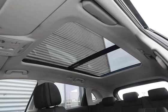 2024 HongQi HS5 Vehículo con tracción en las cuatro ruedas y conducción por la izquierda con faros y características LED