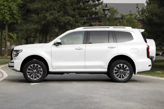 Tanque 500Hi4-T A 2023 SUV mediano a grande con sistema de dirección eléctrica y 300KW de potencia máxima