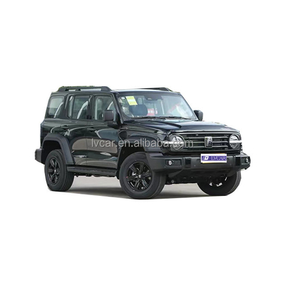 Desbloquee su potencial comercial con el tanque de 5 asientos 300 ESC incluido