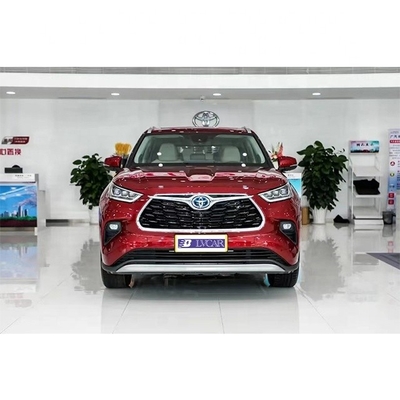 Experimente el futuro de la conducción con la pantalla táctil del Toyota Highlander 2023