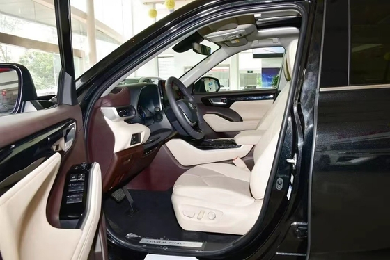 Experimente el futuro de la conducción con la pantalla táctil del Toyota Highlander 2023
