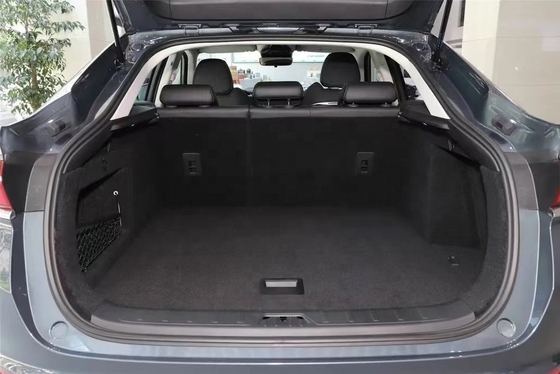 2024 Geely XingYue L 2.0T Automático SUV compacto LED de día luz Petro Car para adultos