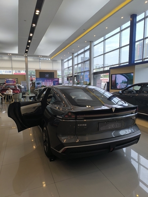 515-705km Alcance de crucero 100% Vehículo de energía eléctrica Chang'an Shenlan SL03 Coche deportivo