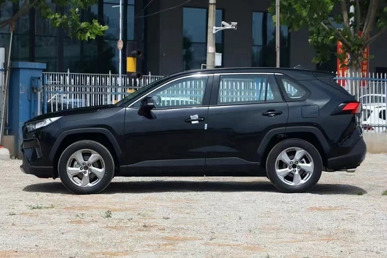 Control de velocidad ACC y posición de dirección del volante de la mano izquierda en el Toyota RAV4 2023