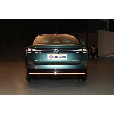 El sedán líder de la serie ID de 2024 Volkswagen ID7 con 150 kW y 310 Nm de torque