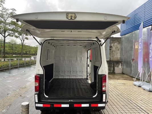 Camión de carga blanco Feidi Q2V con sistema de elevación automática y alcance de crucero de 250 km