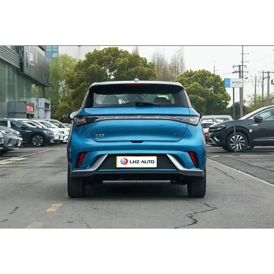 BYD Dolphin Long Range vehículo eléctrico puro con 180Nm de par máximo y cinco puertas