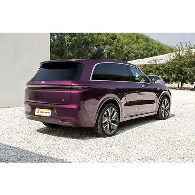 El cómodo SUV híbrido con techo panorámico y 6 asientos automático Li L8.
