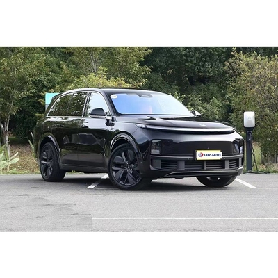 Li L8 SUV de lujo con ajuste eléctrico del asiento del conductor y interior ligero