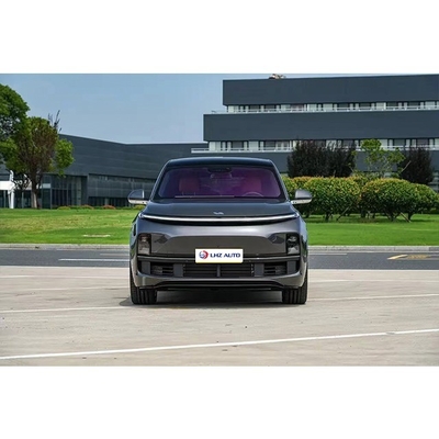 El SUV de lujo de 6 asientos más vendido del 2023 Li L9 con híbrido enchufable y larga duración.