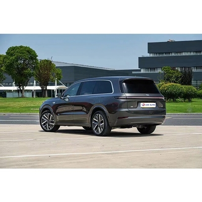 El SUV de lujo de 6 asientos más vendido del 2023 Li L9 con híbrido enchufable y larga duración.