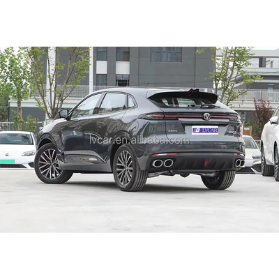 Solo motor RWD 2024 Changan Uni-k SUV con estructura de carrocería de 5 puertas y 5 asientos