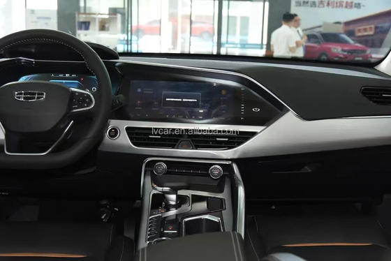 Geely Xingyue L Flagship con tracción a las cuatro ruedas Tecnología de lujo y rendimiento en uno