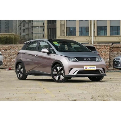 El modelo más grande de BYD Dolphin en 2024 4125 * 1770 * 1570 Dimensiones y 1 hora de tiempo de carga