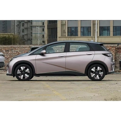 El modelo más grande de BYD Dolphin en 2024 4125 * 1770 * 1570 Dimensiones y 1 hora de tiempo de carga