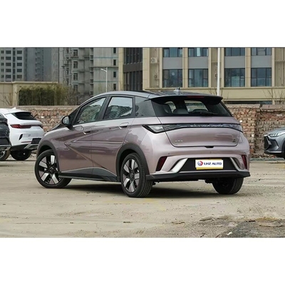 El modelo más grande de BYD Dolphin en 2024 4125 * 1770 * 1570 Dimensiones y 1 hora de tiempo de carga