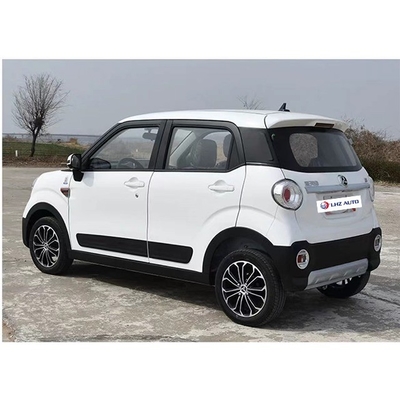 Experimente el futuro del transporte por carretera con el coche eléctrico Red Sun U8 de cuatro plazas