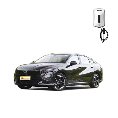 Vehículo energético 2024 Wuling Xingguang PHEV 5 puertas 5 asientos Limousine de clase A con largo alcance