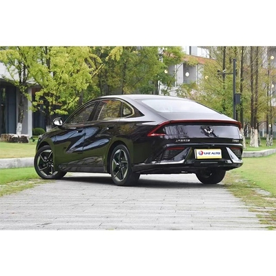 Vehículo energético 2024 Wuling Xingguang PHEV 5 puertas 5 asientos Limousine de clase A con largo alcance