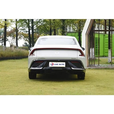 2024 Wuling Xingguang Sedán híbrido Un elegante 5 plazas con tecnología PHEV de largo alcance