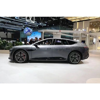 Avatr 12 2024 es un SUV eléctrico de lujo con 650 kilómetros de alcance.