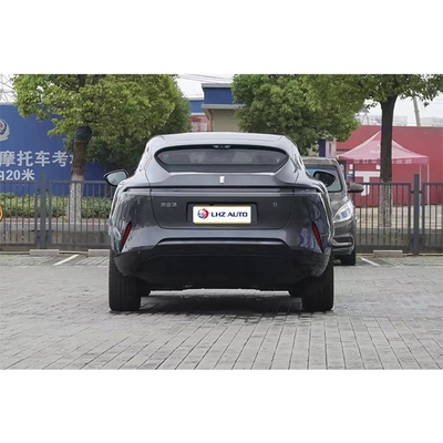 El coche 100% eléctrico Avatr 11 es el SUV de lujo más vendido en 2024 con 3,98 segundos de aceleración