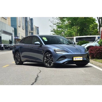 El popular sedán deportivo eléctrico de 5 puertas de BYD Seal con 310 Nm de torque y larga resistencia.