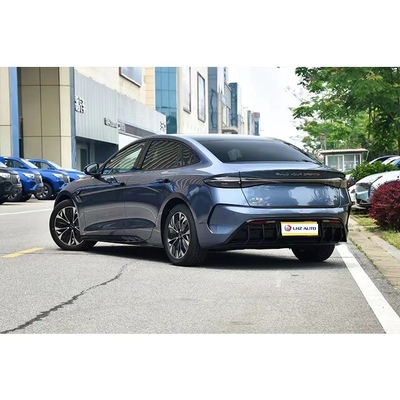 El popular sedán deportivo eléctrico de 5 puertas de BYD Seal con 310 Nm de torque y larga resistencia.