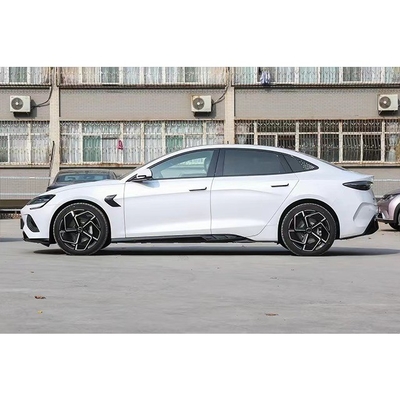 El vehículo eléctrico 2024 de BYD Automobile con un alcance de 700 km, 5 plazas y un par máximo de 310 Nm