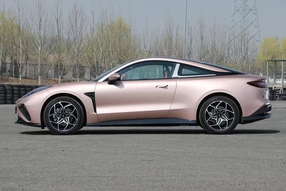Nezha GT La combinación perfecta de 650km de alcance 620N.m de par y energía eléctrica pura