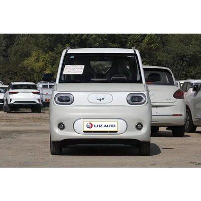 18Capacidad de batería de.8kWh Wuling Mini Vehículo eléctrico de 4 plazas La elección en 2024