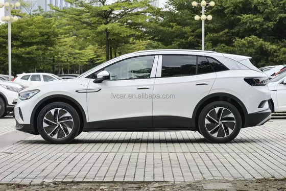 2024 SUV eléctrico Coches de colores 4592*1852*1629 Dimensiones y tiempo de carga de 0,5 horas