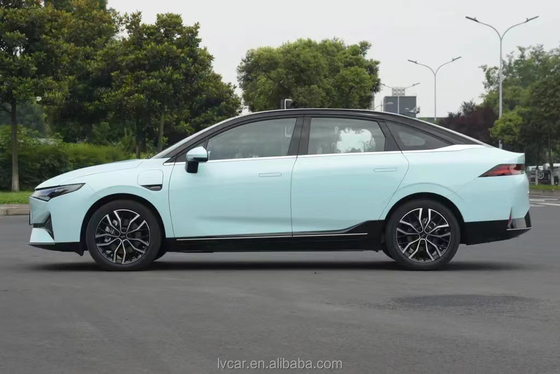 Vehículo eléctrico XPENG P5 Largo alcance 460KM Energy Car 2023 Control de velocidad ACC SUV