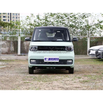 Rango de crucero de 120-170Km Mini coche eléctrico Wuling con estructura de carrocería de 3 puertas y 4 asientos