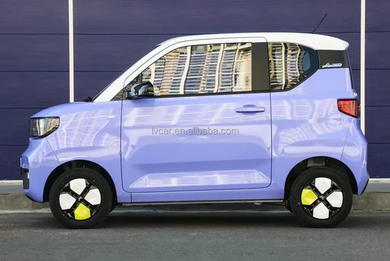 Rango de crucero de 120-170Km Mini coche eléctrico Wuling con estructura de carrocería de 3 puertas y 4 asientos