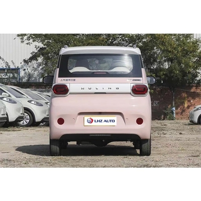 2024 SUV eléctrico Car Baojun Yueye 303km Vehículos energéticos de 3 puertas 4 asientos Estructura del cuerpo