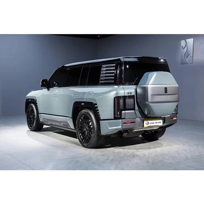 2023 BYD Yangwang U8 SUV eléctrico con 7 asientos y lujo 4 motor de conducción independiente