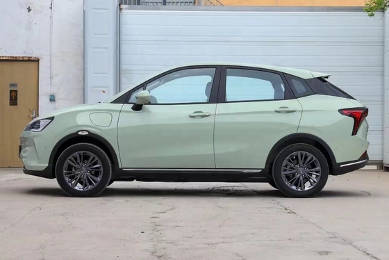 El SUV perfecto para viajar en familia 400 km Vida de la batería Batería de iones de litio Velocidad máxima 120 Km/h