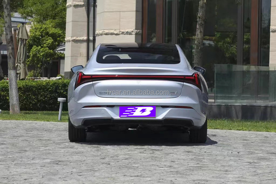 Sistema de dirección eléctrica El Energy Coupe de Nezha con aceleración de 3.9s y alcance de 715 km
