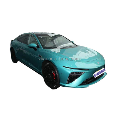 2023 Nezha S 650 Luxury Electric Sports Sedan con 4 cilindros y 25001-50000 millas