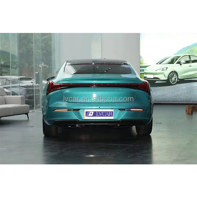 2023 Nezha S 650 Luxury Electric Sports Sedan con 4 cilindros y 25001-50000 millas