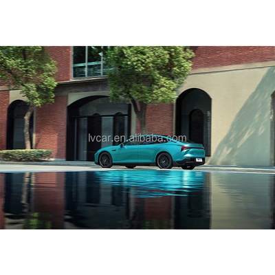 Coches eléctricos Xiaopeng Para adultos 2023 Vehículos energéticos R19 Tamaño del neumático Coches deportivos de lujo