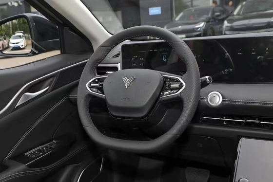 El último SUV eléctrico de Neta U-II 500 para el hogar de 500 kilómetros de alcance eléctrico puro en marrón